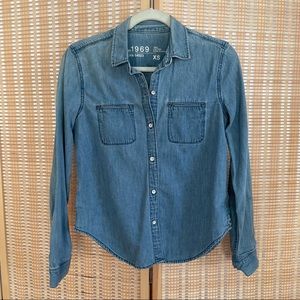Gap 1969 denim chambray button-up.